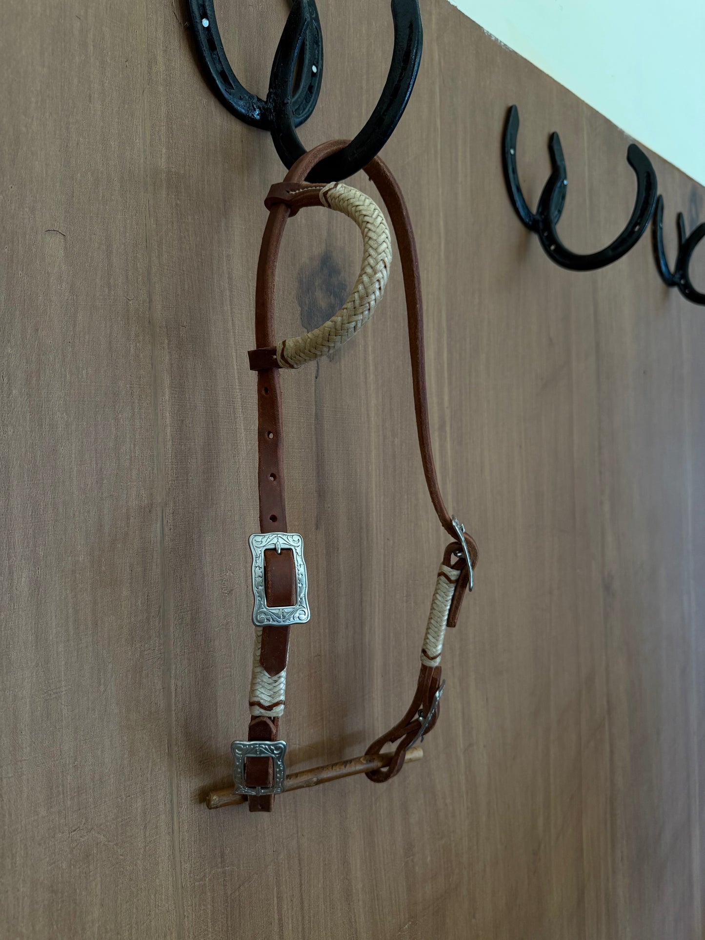One ear 4 buckles rawhide headstall
