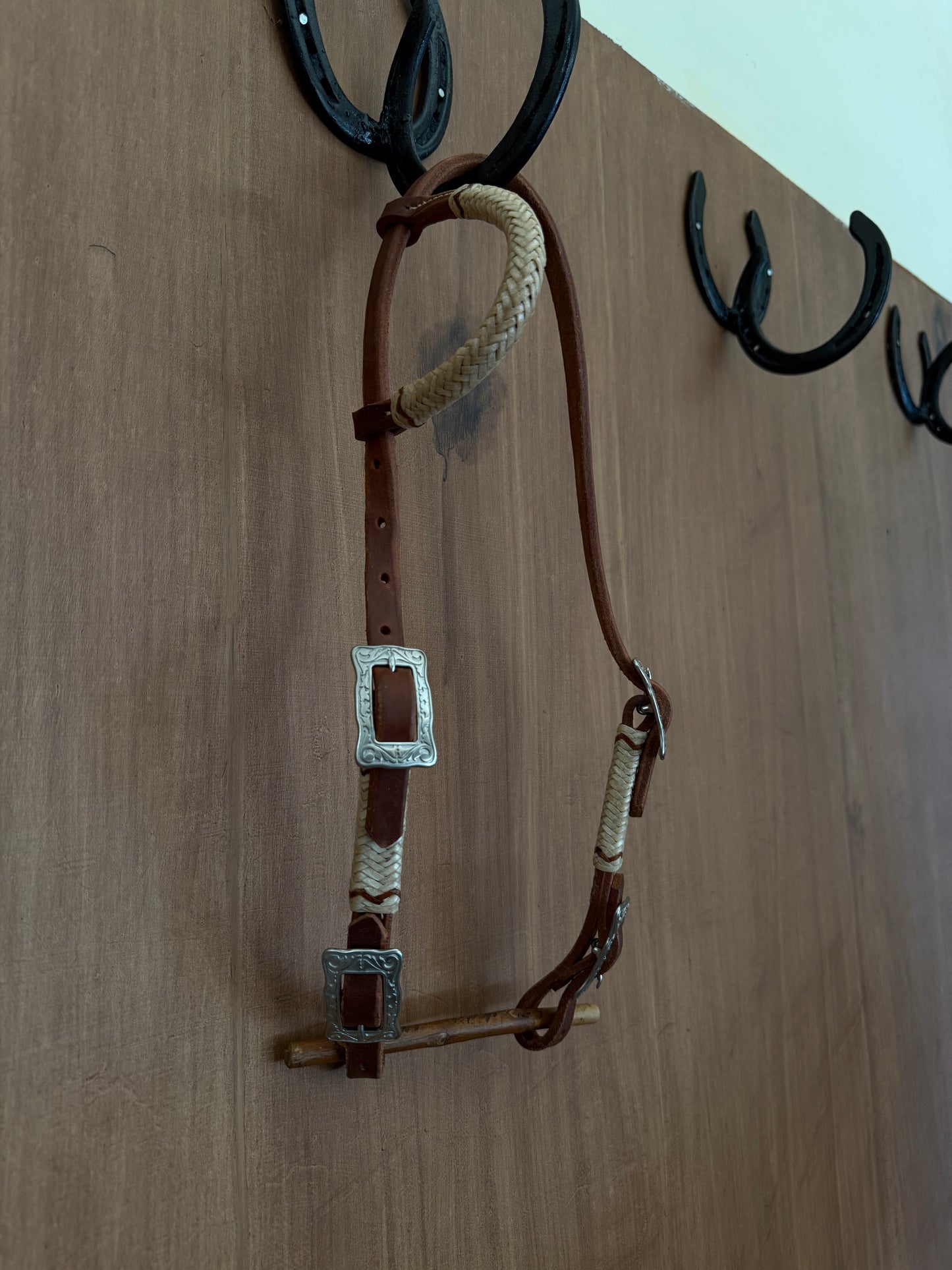 One ear 4 buckles rawhide headstall