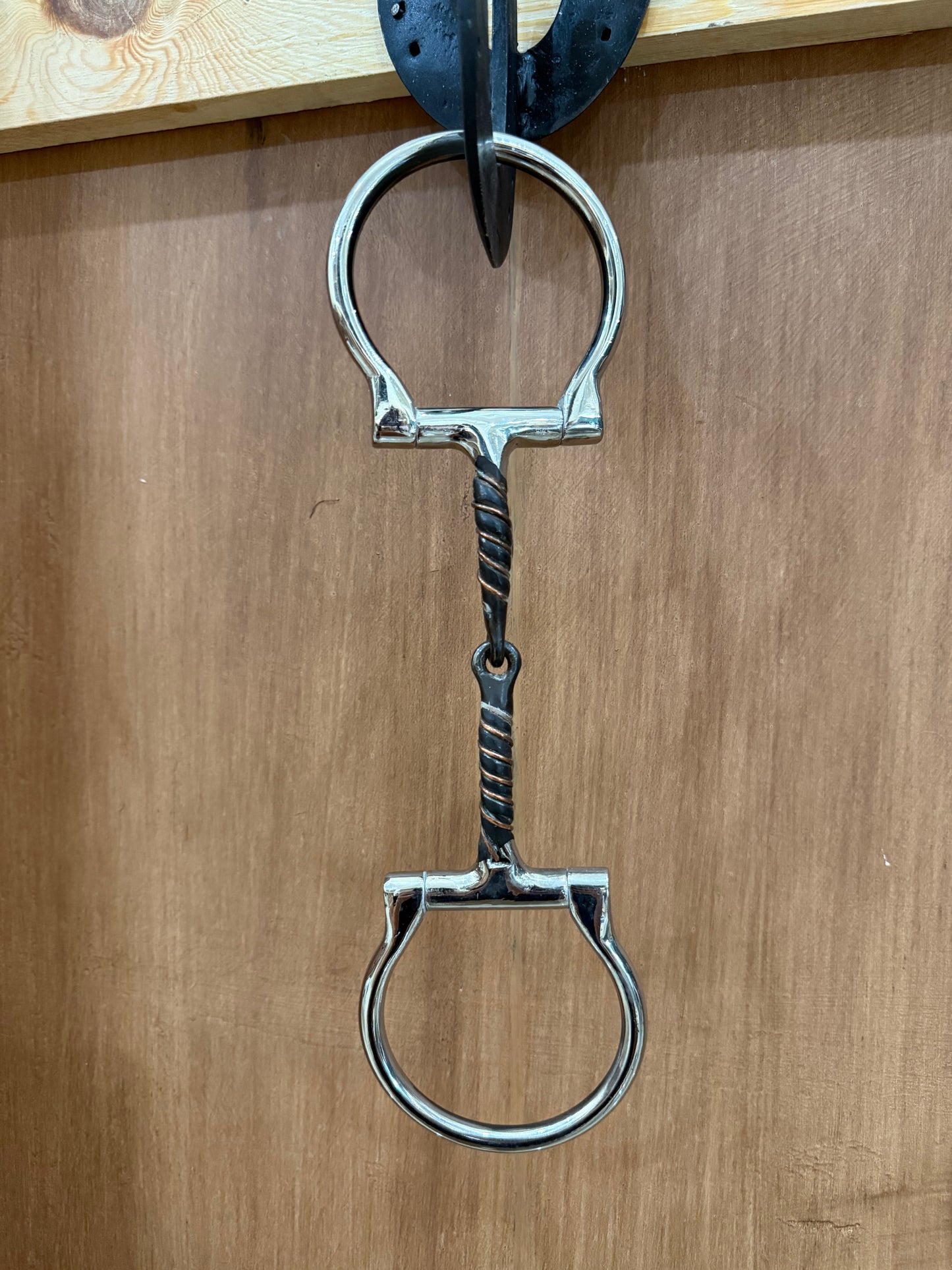 Snaffle bit D ring twisted copper wire