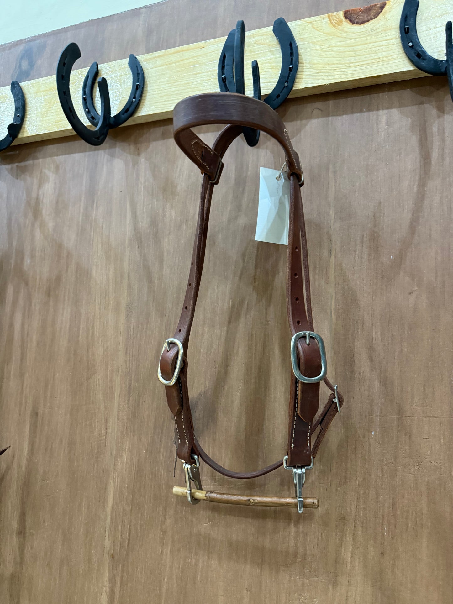 Browband spring snaps headstall