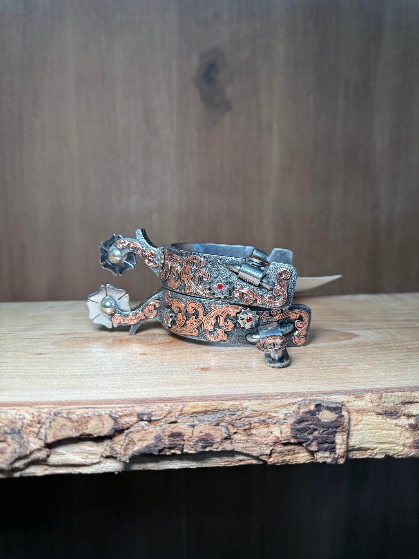 Ladies spurs 6 clover concho