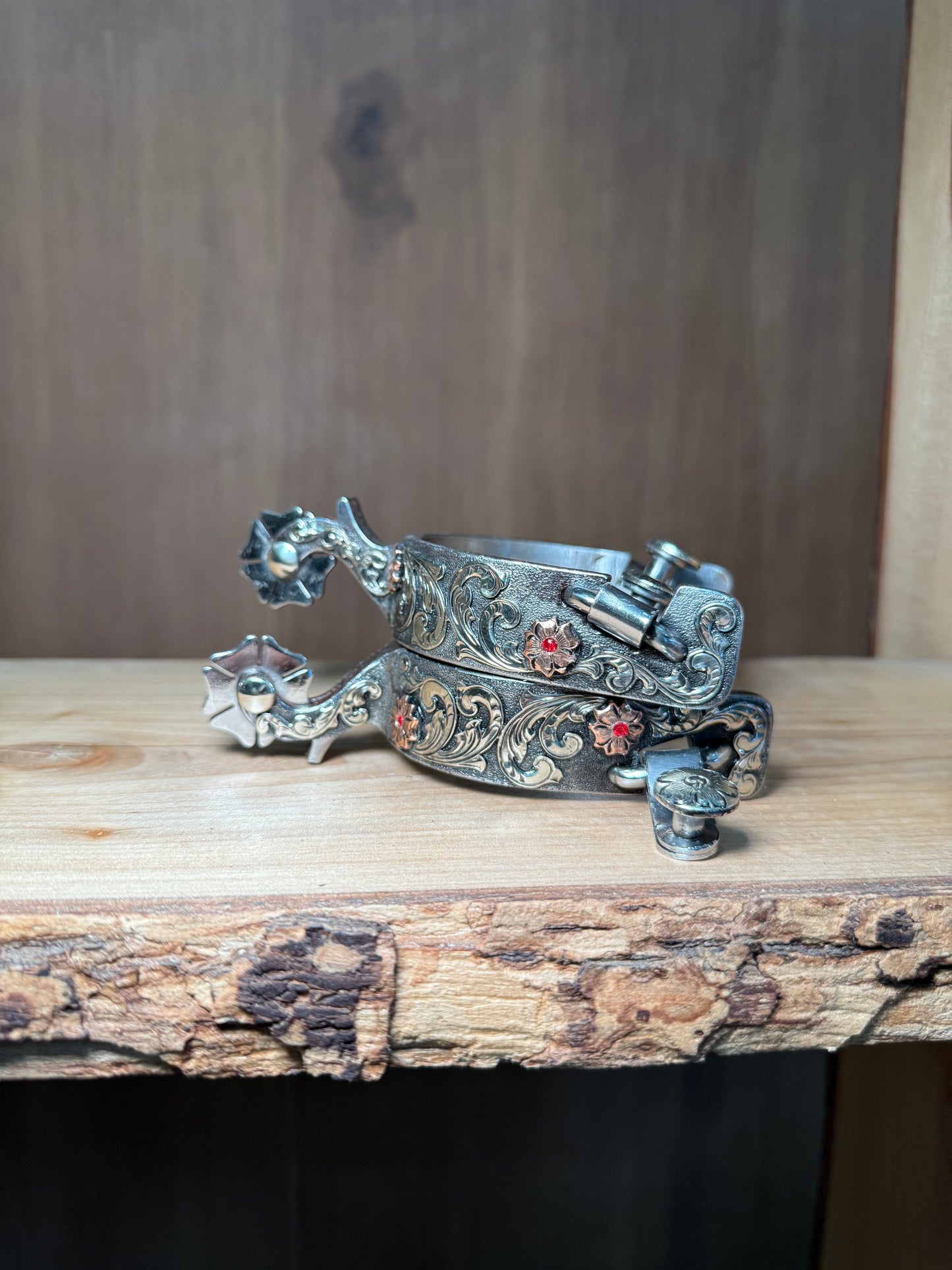 Ladies spurs 6 silver clover concho