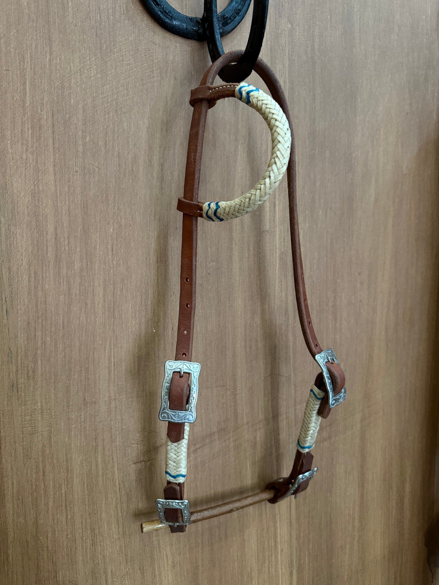 One ear 4 buckles rawhide headstall