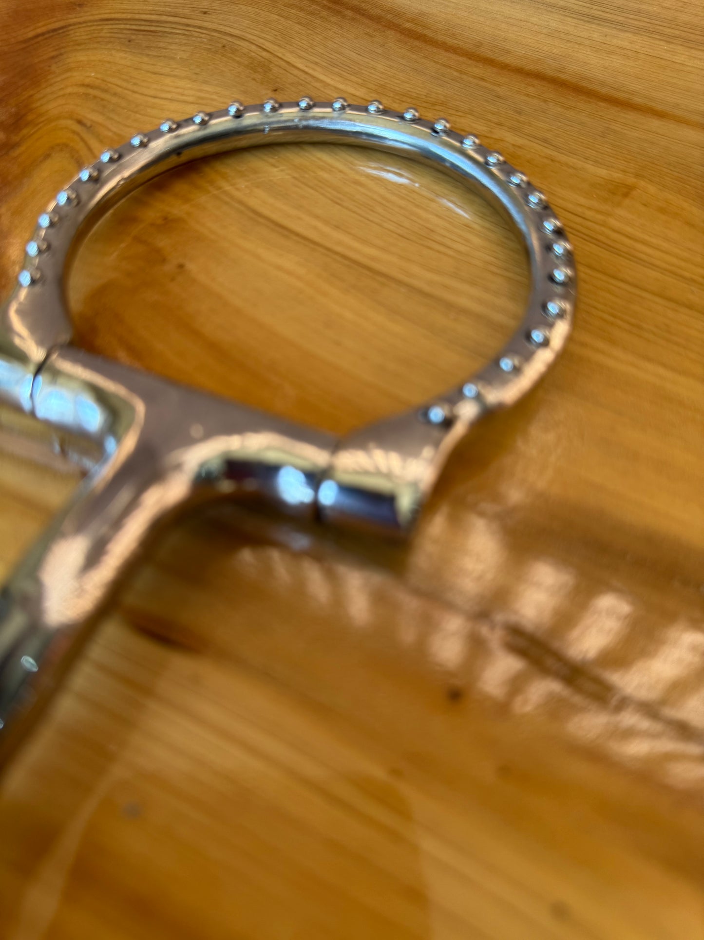 Snaffle bit D Ring- Beaded D-ring snaffle