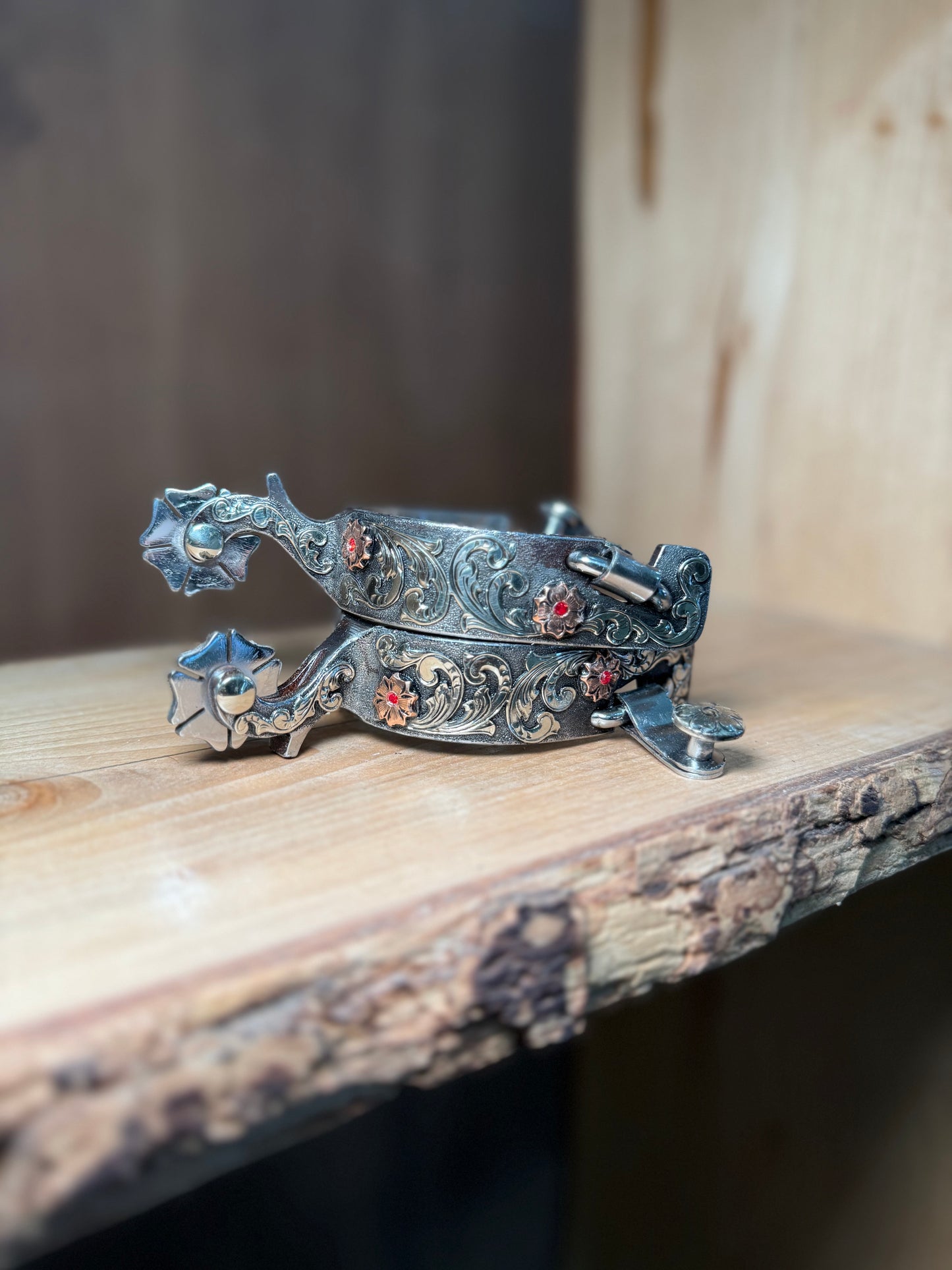 Ladies spurs 6 silver clover concho