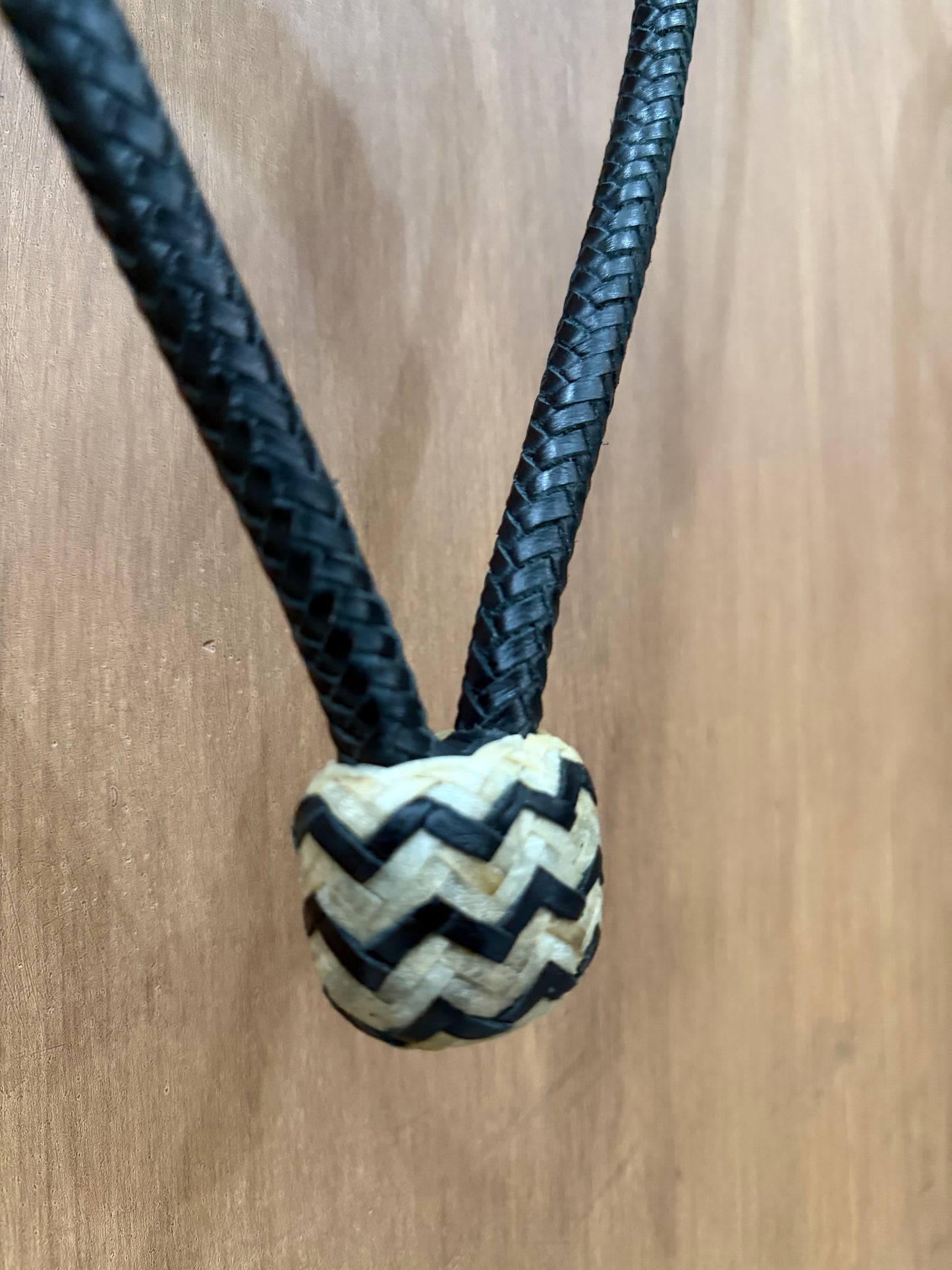 Two-toned rawhide bosal 1/2” with black accents