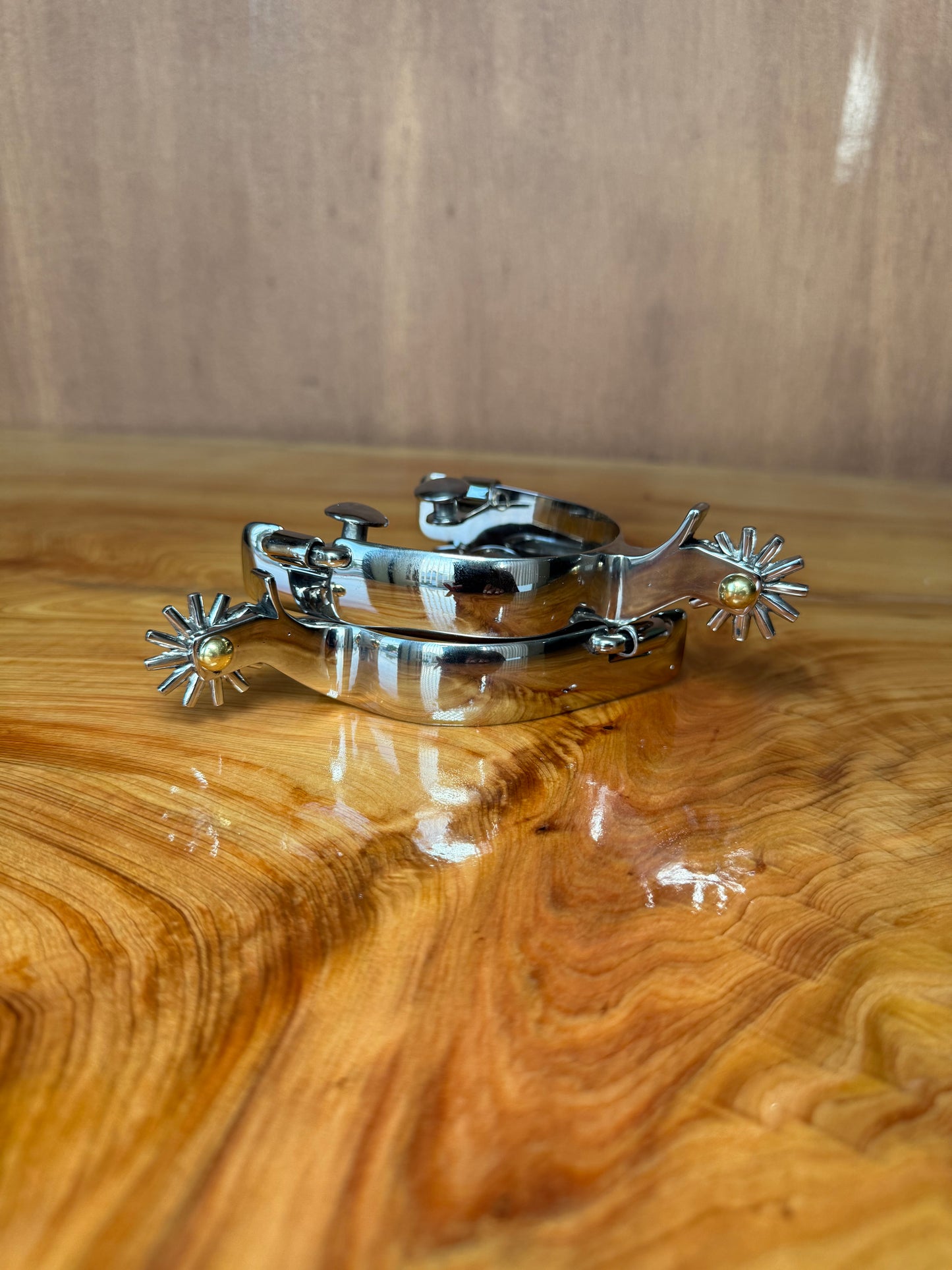 Mirror finish stainless steel spurs