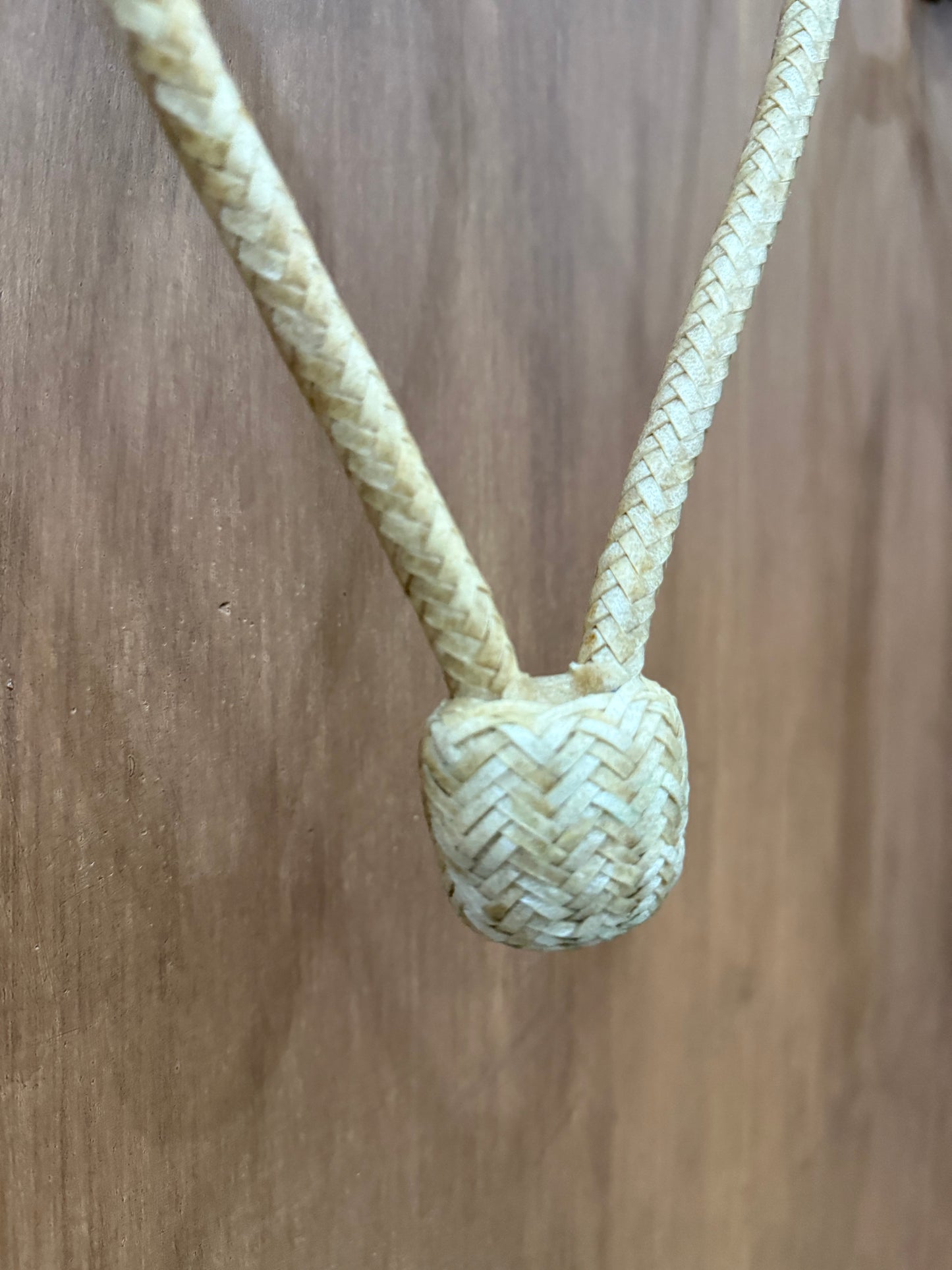 Natural 5/16” rawhide braided bosal