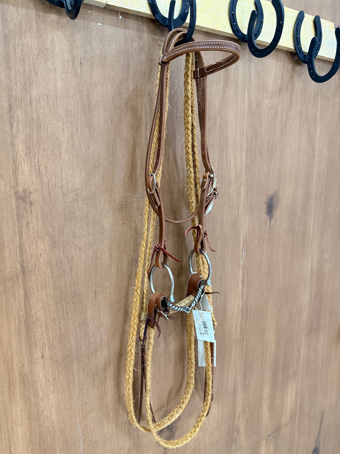 Snaffle torcido con riendas mecate