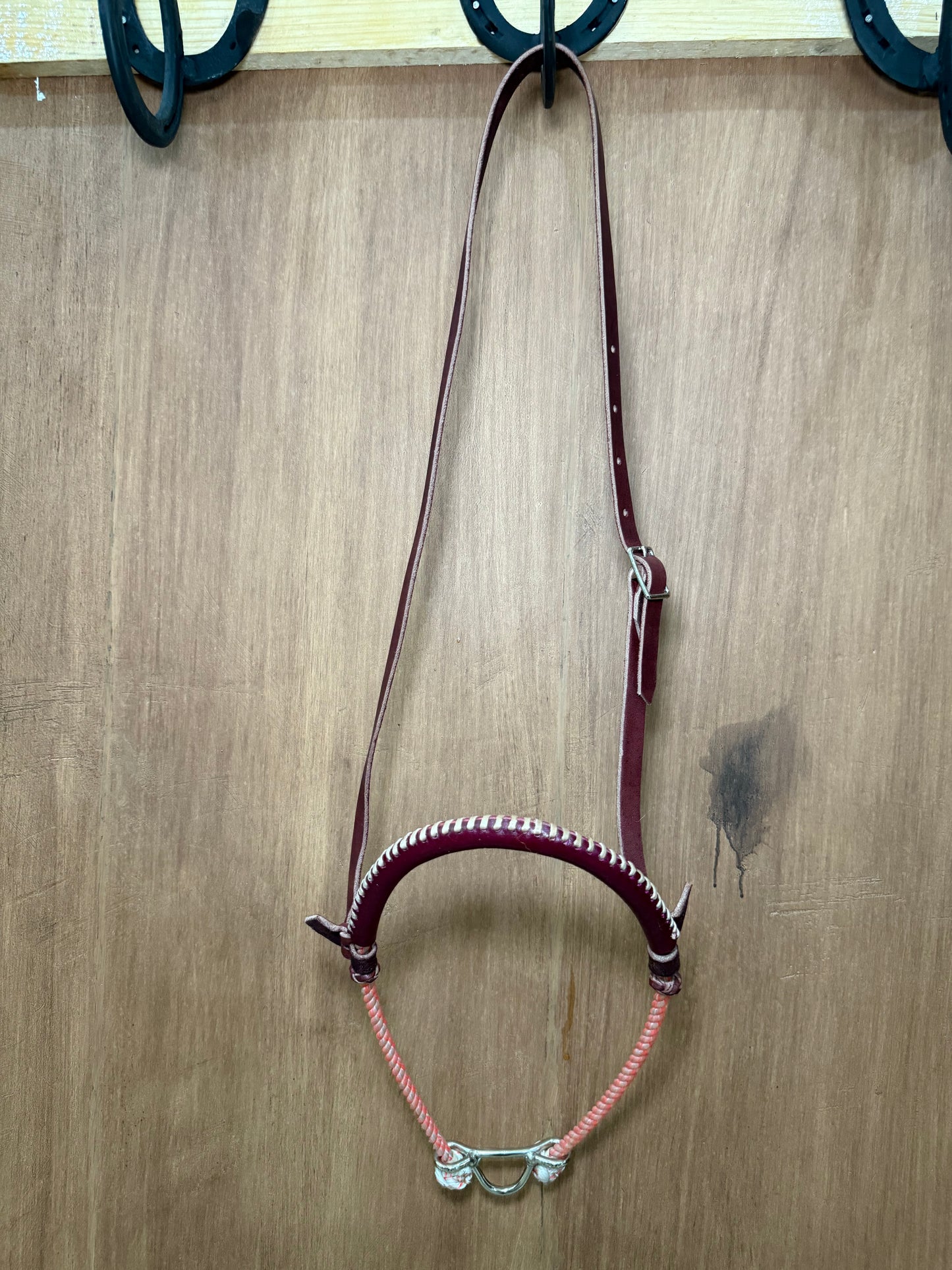 Colored rope noseband