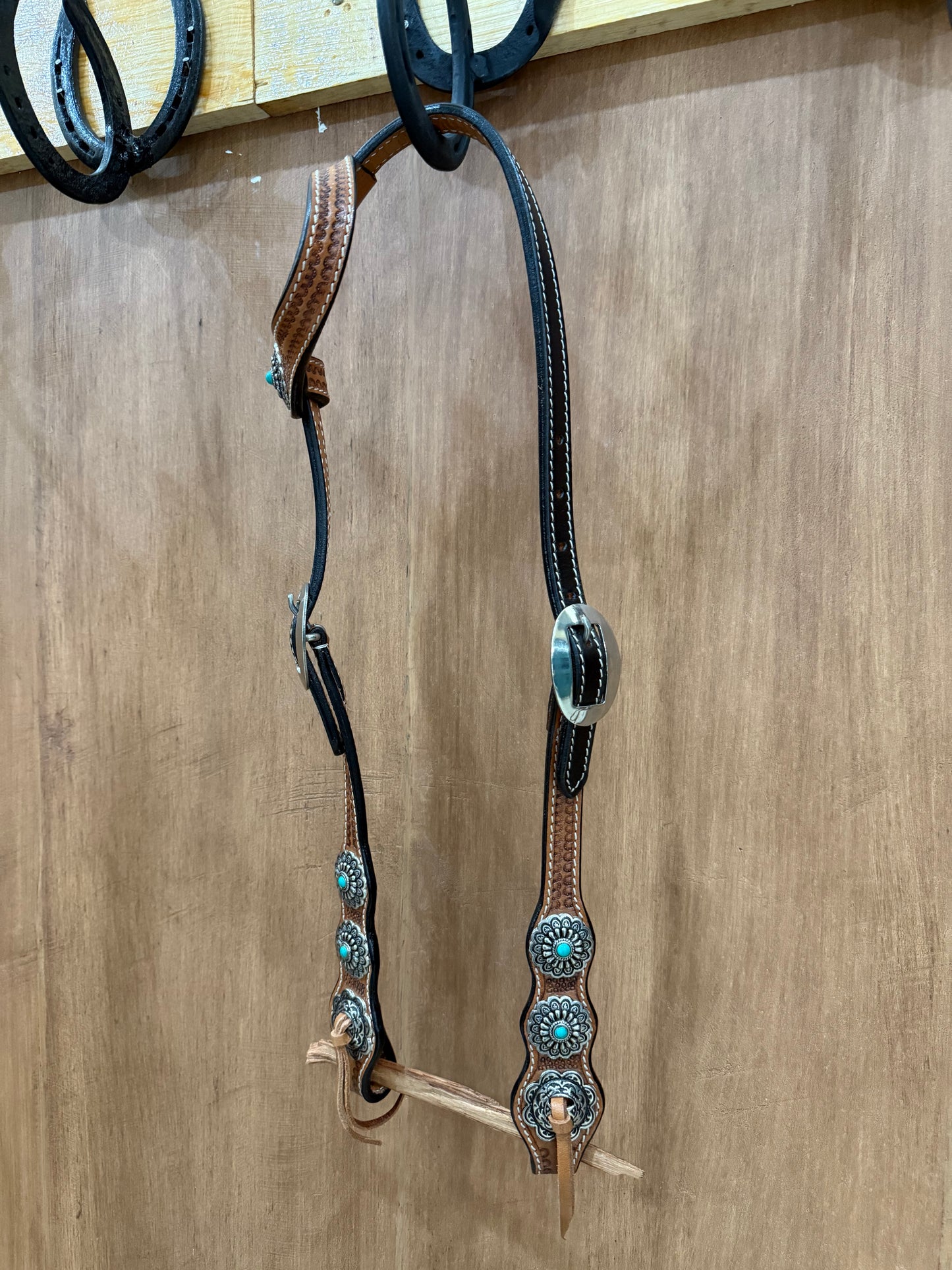 One ear headstall with turquoise conchos
