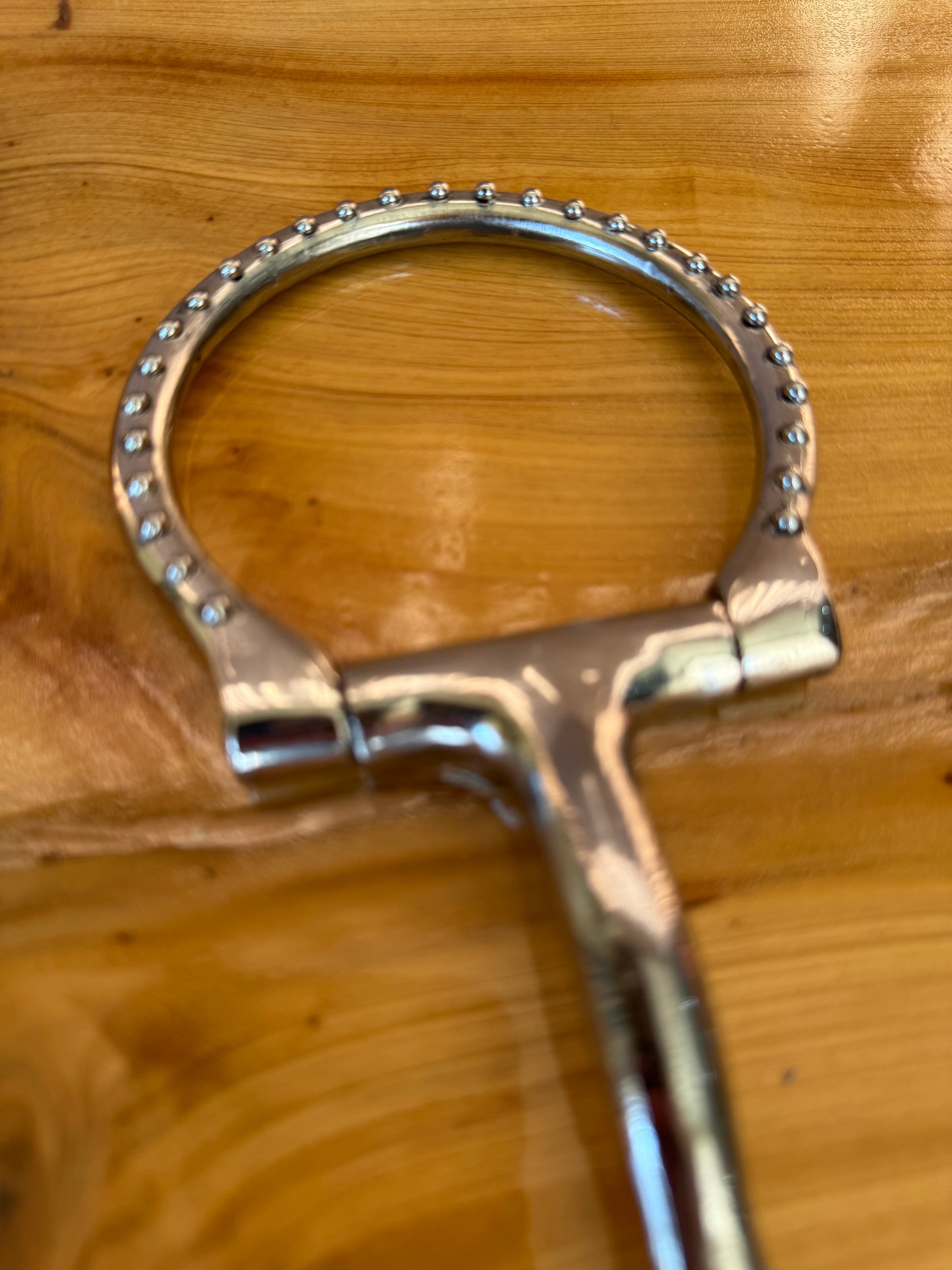Snaffle bit D Ring- Beaded D-ring snaffle
