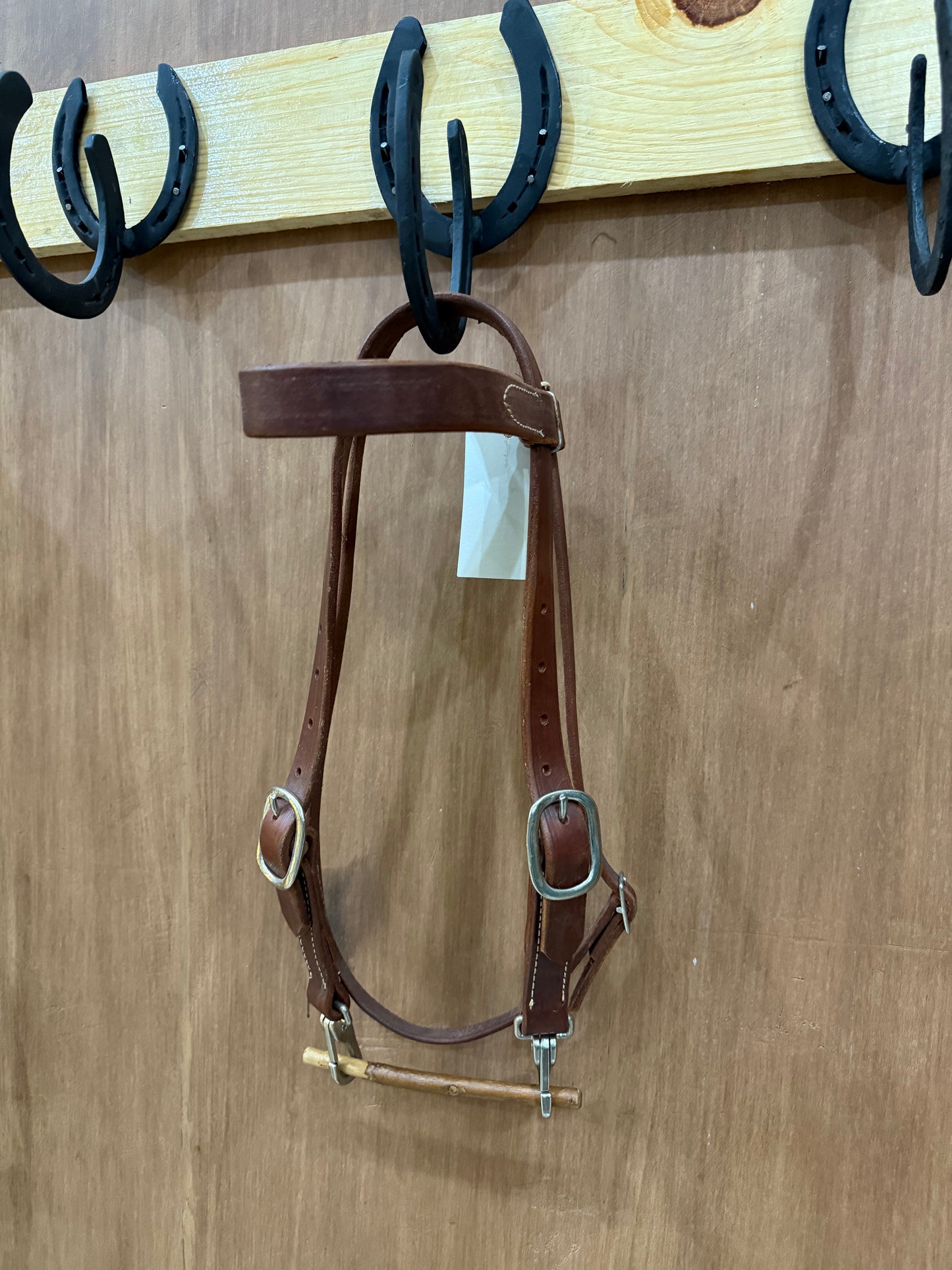 Browband spring snaps headstall