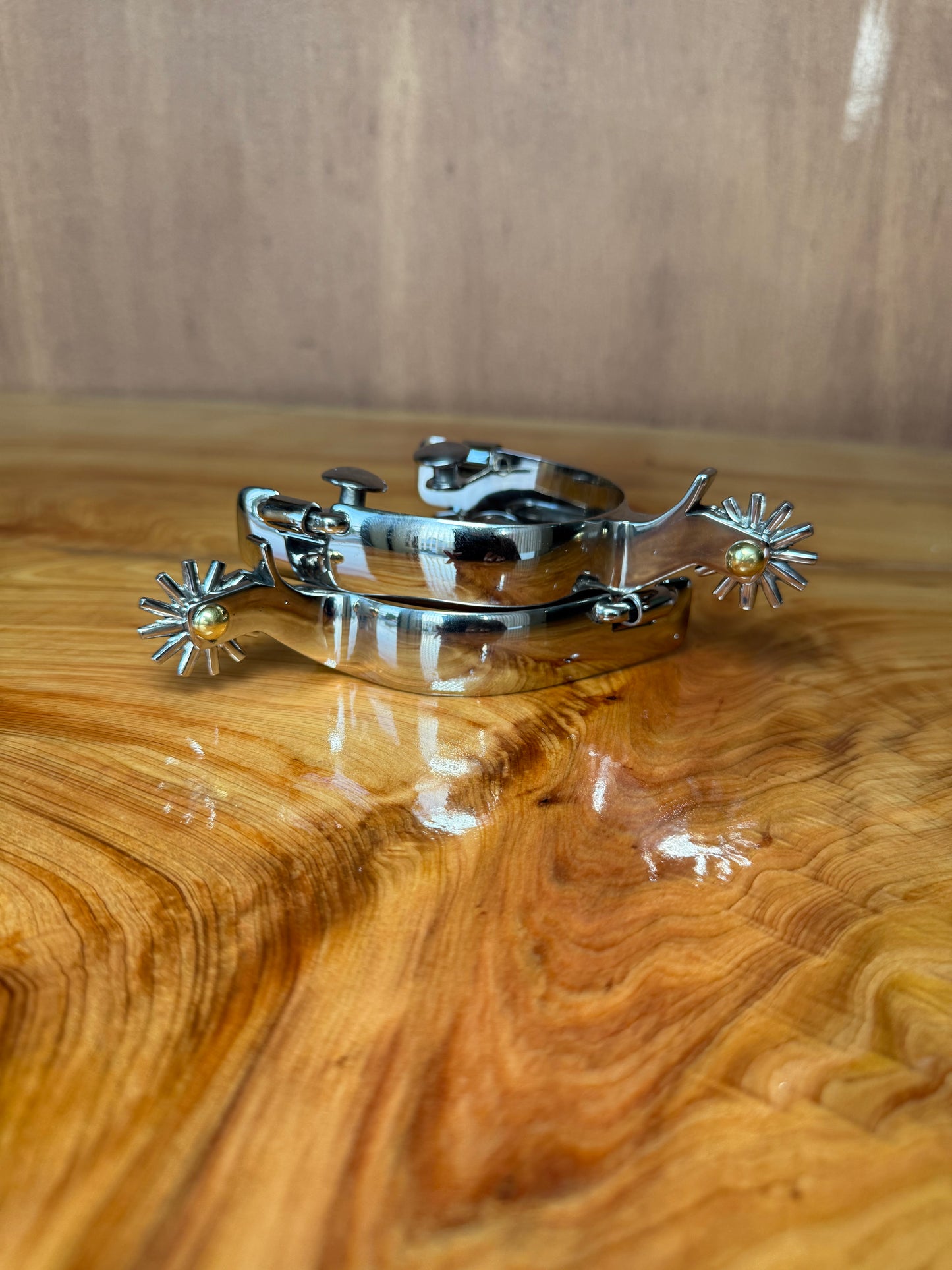 Mirror finish stainless steel spurs
