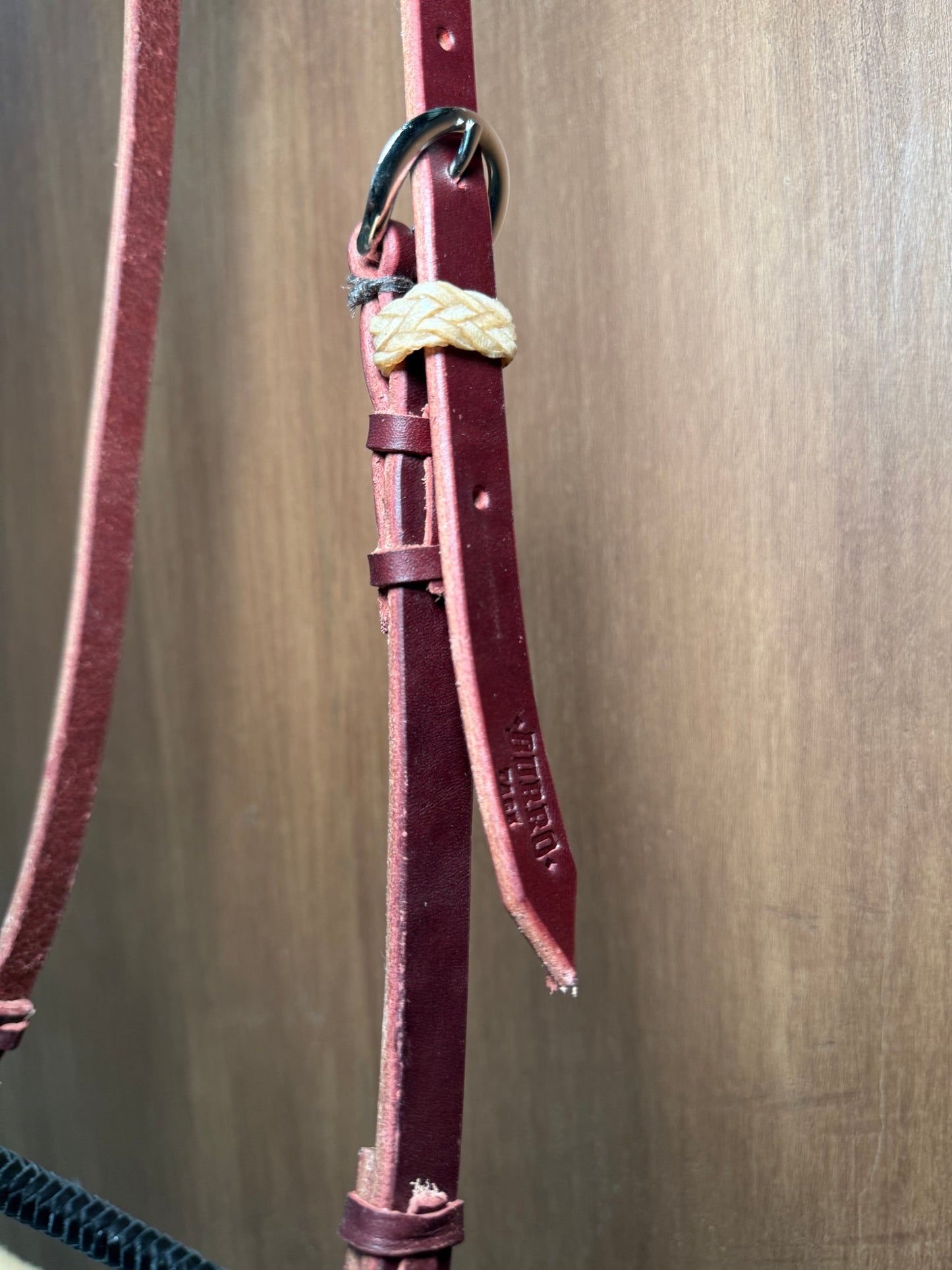 Black rawhide braided bosal 5/8” with natural accents and leather headstall