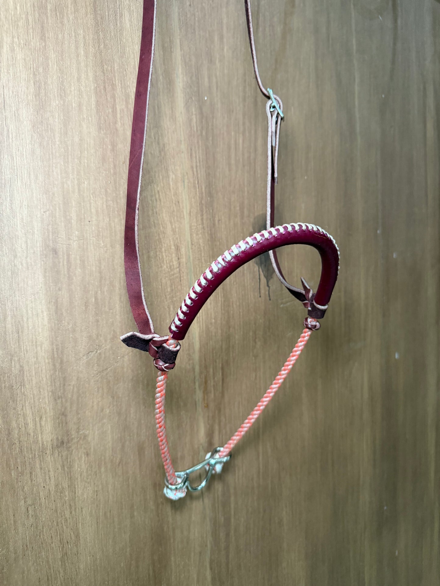 Colored rope noseband
