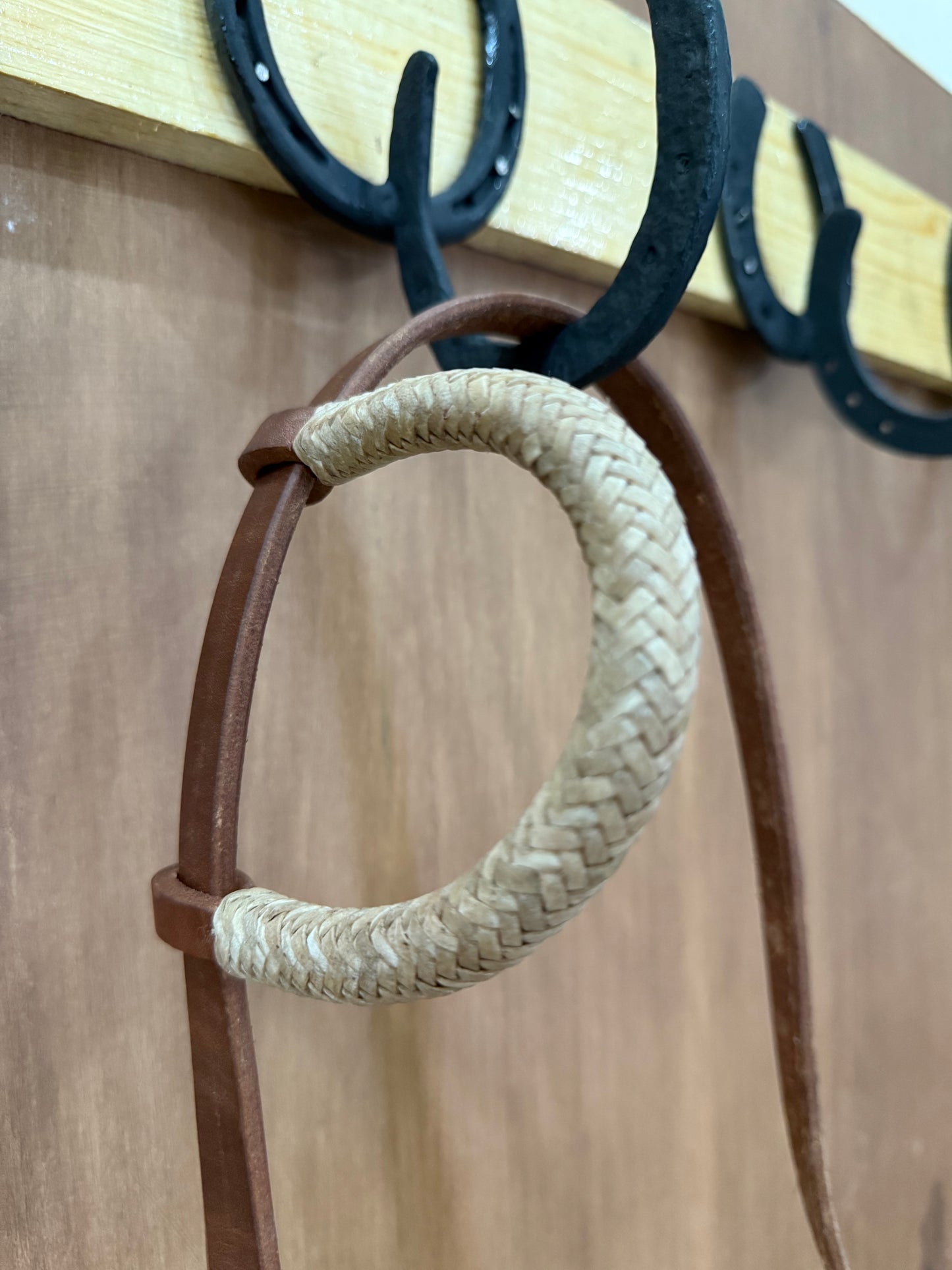 3/4” Classic one ear headstall with rawhide accents